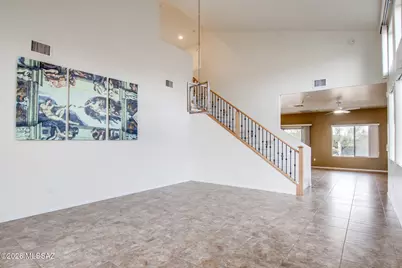 8371 N Amber Burst Drive, Tucson, AZ 85743 - Photo 4