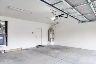 8371 N Amber Burst Dr, Tucson, AZ 85743 - Photo 40