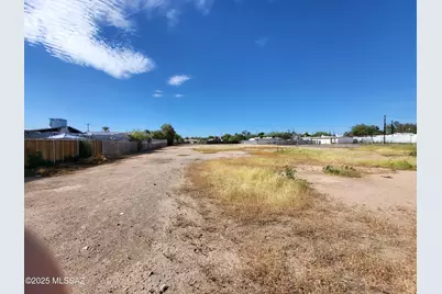 340 Prince Road #2, Tucson, AZ 85705 - Photo 4