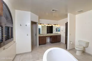 8528 N Nob Hill Dr, Tucson, AZ 85742 - Photo 36