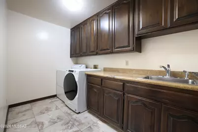 8528 N Nob Hill Drive, Tucson, AZ 85742 - Photo 48