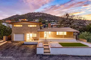 220 S Clausen Cir, Tucson, AZ 85745 - Photo 1