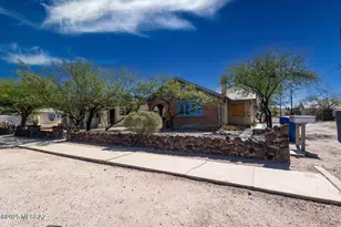 724 N 2nd Ave, Tucson, AZ 85705 - Photo 2