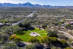 204 Market Cir, Tubac, AZ 85646 - Photo 40