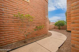 8770 N Coral Ridge Loop, Tucson, AZ 85704 - Photo 6