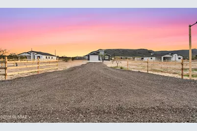 7853 S Cardinal Avenue, Tucson, AZ 85746 - Photo 2