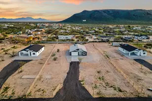 7853 S Cardinal Ave, Tucson, AZ 85746 - Photo 1