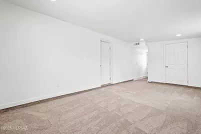 118 E Susana Street, Tucson, AZ 85756 - Photo 14