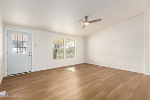 12823 W Crystal Rose Ln, Tucson, AZ 85743 - Photo 8