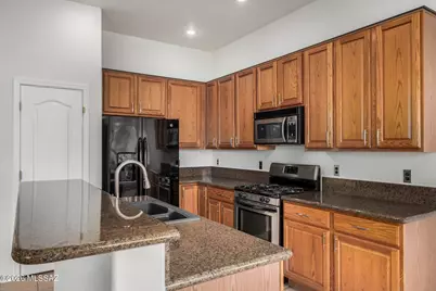 1232 S Desert Vista Drive, Tucson, AZ 85748 - Photo 18