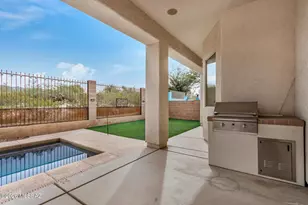 1232 S Desert Vista Dr, Tucson, AZ 85748 - Photo 34