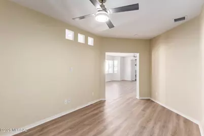 496 W Knotwood Street, Green Valley, AZ 85614 - Photo 8