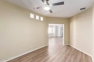 496 W Knotwood St, Green Valley, AZ 85614 - Photo 8