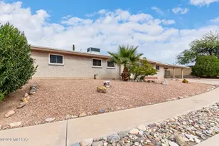 1535 S Rocky Mountain Dr, Tucson, AZ 85710 - Photo 2