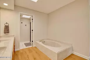 1148 E Camino Diestro, Oro Valley, AZ 85704 - Photo 28