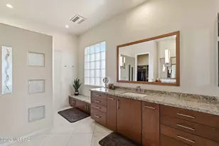 11744 N Mesquite Hollow Dr, Oro Valley, AZ 85737 - Photo 30