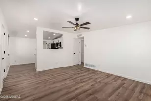 4020 E 27th St, Tucson, AZ 85711 - Photo 8