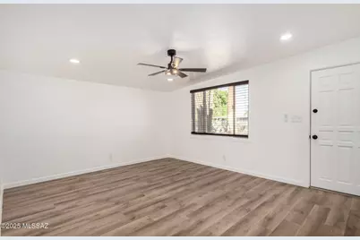 4020 E 27th Street, Tucson, AZ 85711 - Photo 6