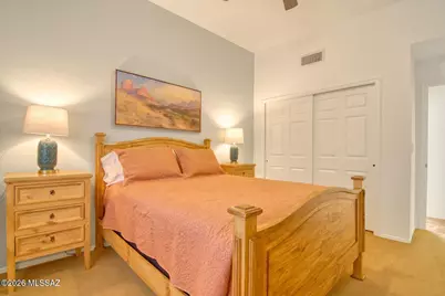 1223 E Camino Diestro, Oro Valley, AZ 85704 - Photo 28