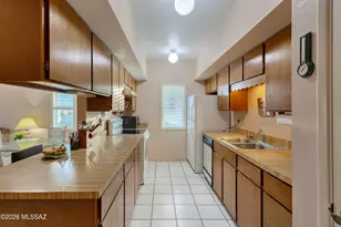 2848 S Calle Flamenco, Green Valley, AZ 85622 - Photo 10