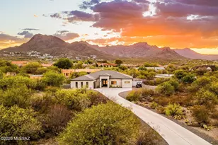 885 N Windbell Cir, Tucson, AZ 85745 - Photo 1