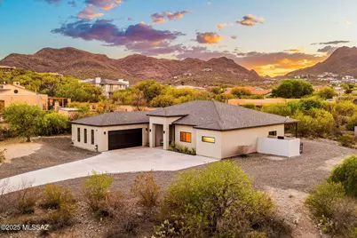 885 N Windbell Circle, Tucson, AZ 85745 - Photo 4