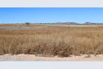 3550 Meadow Lake Drive, Chino Valley, AZ 86323 - Photo 12