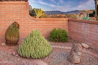 1505 W Via Del Jarrito, Green Valley, AZ 85622 - Photo 12