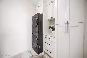 8730 N Walter Hagen Dr, Tucson, AZ 85742 - Photo 38