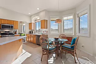 11871 N Potosi Point Dr, Tucson, AZ 85737 - Photo 8