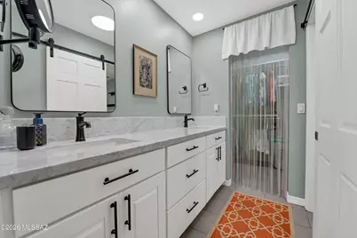5665 N Camino Del Sol, Tucson, AZ 85718 - Photo 18