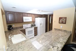 5602 N Camino Del Sol, Tucson, AZ 85718 - Photo 2