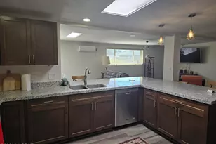 8556 E Kenyon Dr, Tucson, AZ 85710 - Photo 8