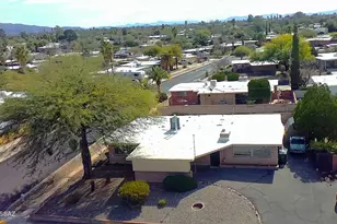 8556 E Kenyon Dr, Tucson, AZ 85710 - Photo 34