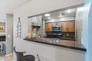 1122 N Abrego Dr, Green Valley, AZ 85614 - Photo 10