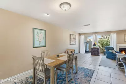 1122 N Abrego Drive, Green Valley, AZ 85614 - Photo 8