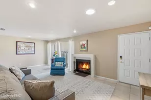 1122 N Abrego Dr, Green Valley, AZ 85614 - Photo 4