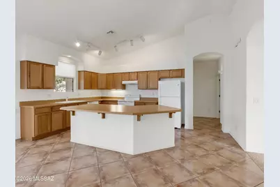 [Address not provided], Oro Valley, AZ 85737 - Photo 6