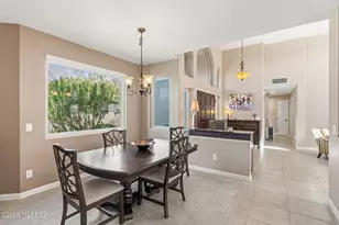 10198 N Carristo Dr, Oro Valley, AZ 85737 - Photo 8