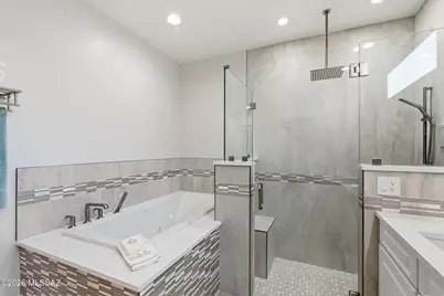 10198 N Carristo Drive, Oro Valley, AZ 85737 - Photo 24