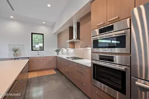 2805 N Bella Terraza Ct, Tucson, AZ 85712 - Photo 12