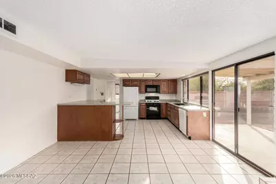 517 N Sarnoff Drive, Tucson, AZ 85710 - Photo 14