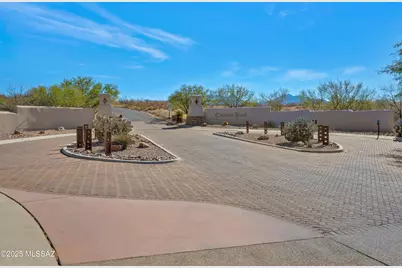 382 Corte Artura Azul #30, Green Valley, AZ 85614 - Photo 10