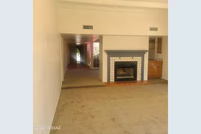 4962 E South Regency Circle, Tucson, AZ 85710 - Photo 2