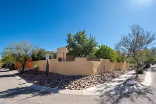 10534 E George Brookbank Pl, Tucson, AZ 85747 - Photo 30