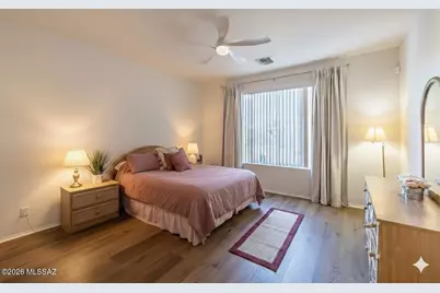 1942 W Amblemorn Drive, Green Valley, AZ 85622 - Photo 10