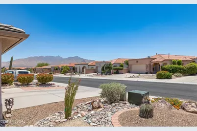 1942 W Amblemorn Drive, Green Valley, AZ 85622 - Photo 26