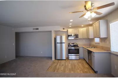 6709 E Calle La Paz #D, Tucson, AZ 85715 - Photo 6