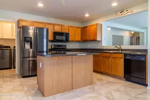 7753 W Oak Stream Rd, Tucson, AZ 85743 - Photo 6