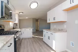 8381 S Marstellar Rd, Tucson, AZ 85736 - Photo 10